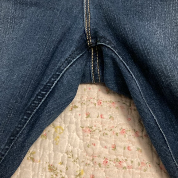 Torrid Bombshell Skinny Jeans - Picture 3 of 6